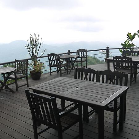 Kasih Sayang Hill Resort Кота-Кинабалу Экстерьер фото