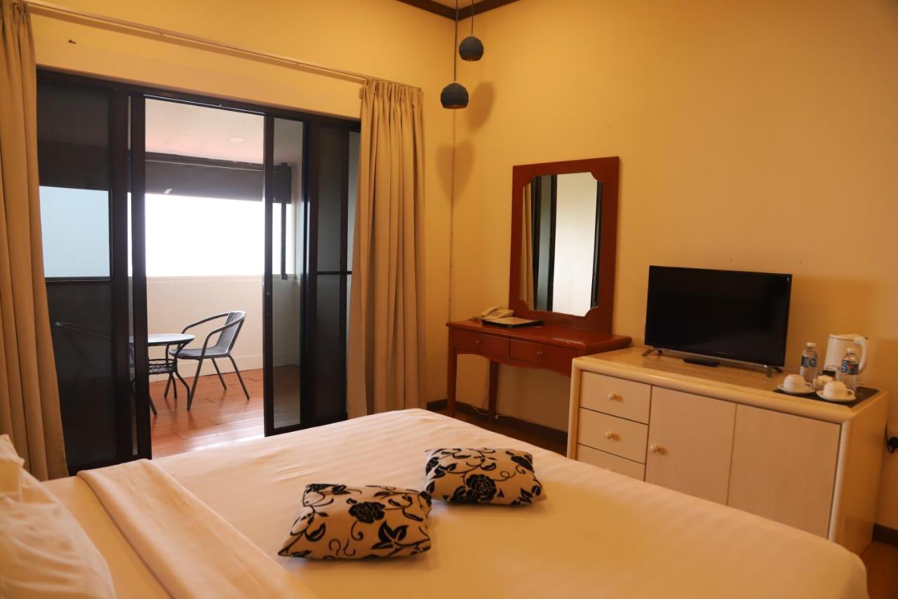 Kasih Sayang Hill Resort Кота-Кинабалу Экстерьер фото