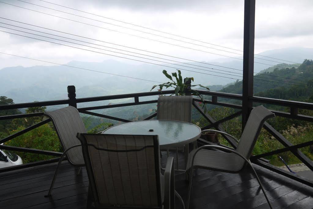 Kasih Sayang Hill Resort Кота-Кинабалу Экстерьер фото