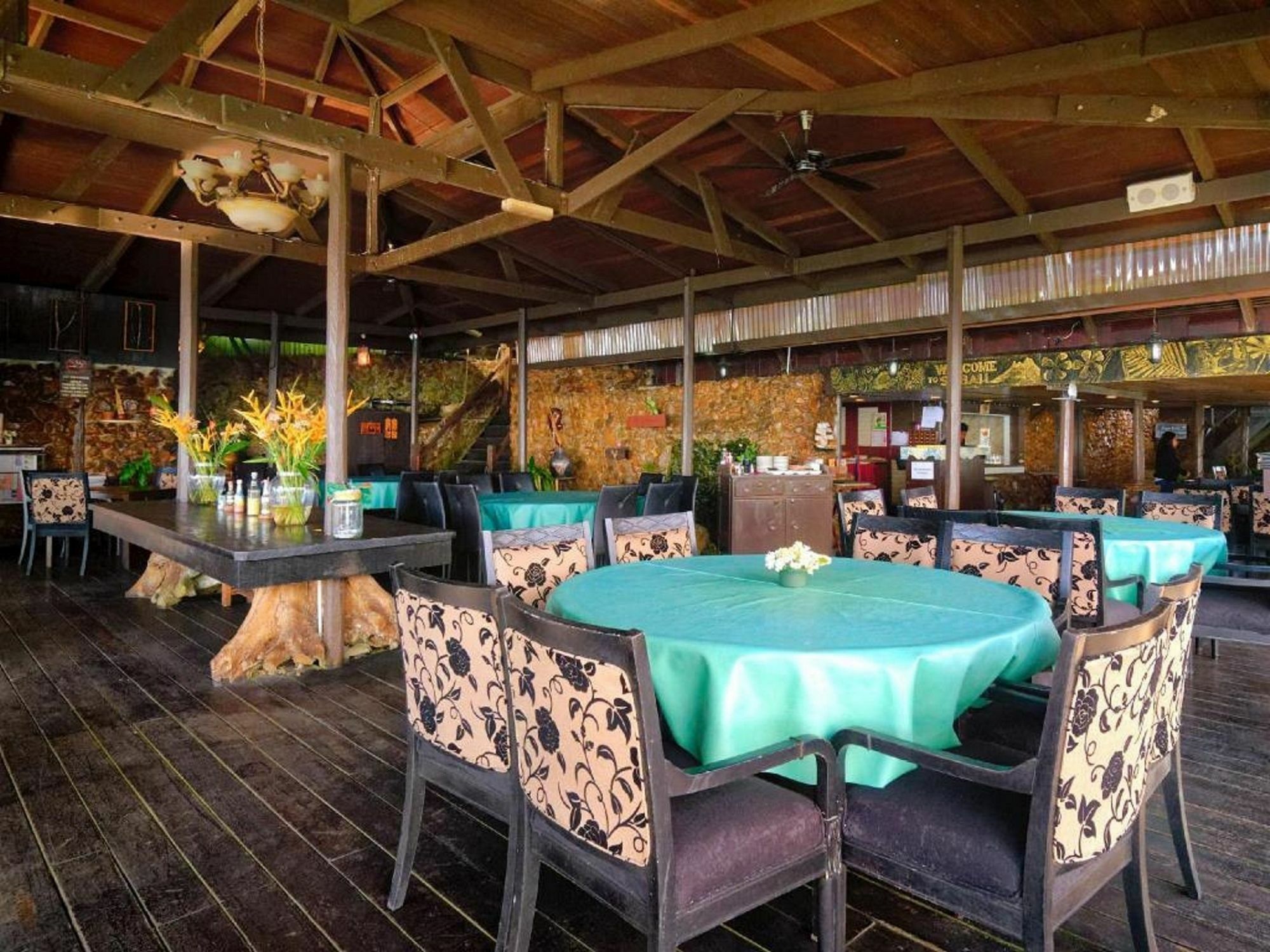 Kasih Sayang Hill Resort Кота-Кинабалу Экстерьер фото