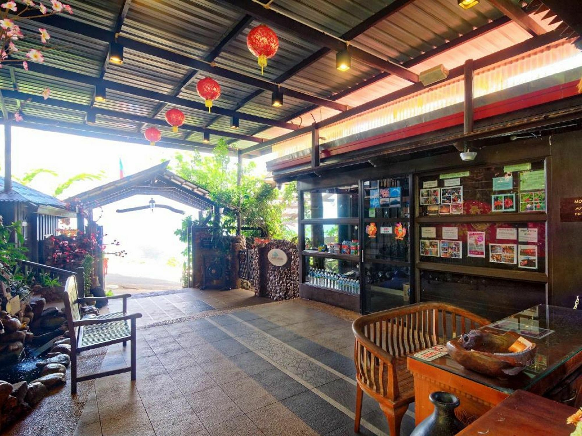 Kasih Sayang Hill Resort Кота-Кинабалу Экстерьер фото