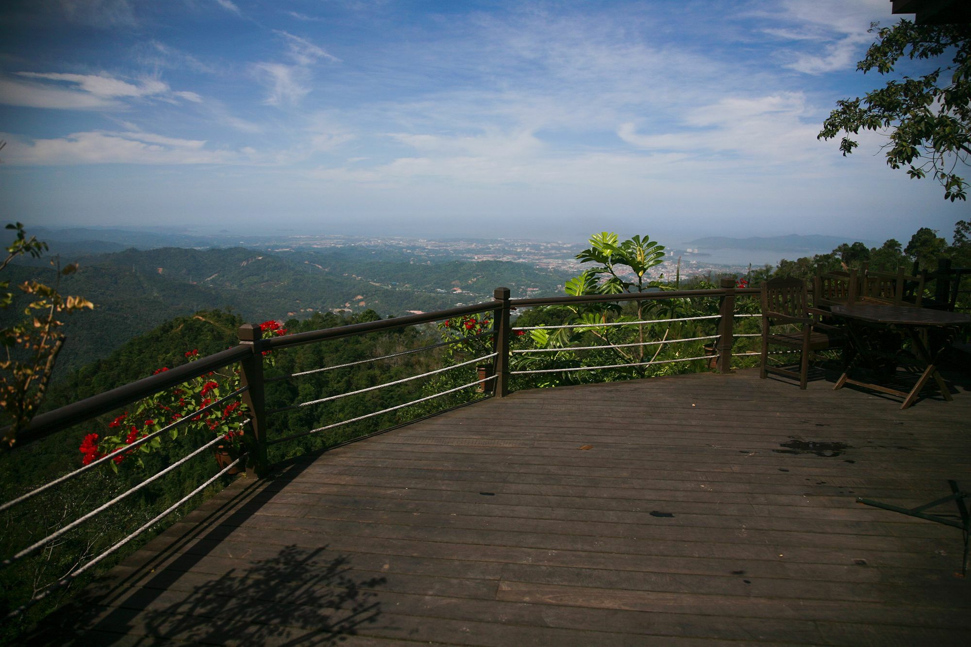 Kasih Sayang Hill Resort Кота-Кинабалу Экстерьер фото